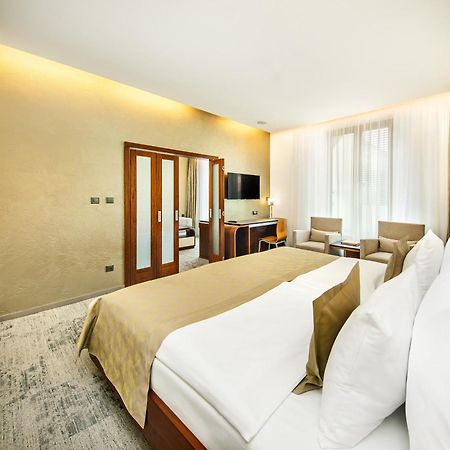Wellness Hotel Diamant Hluboká nad Vltavou Eksteriør billede