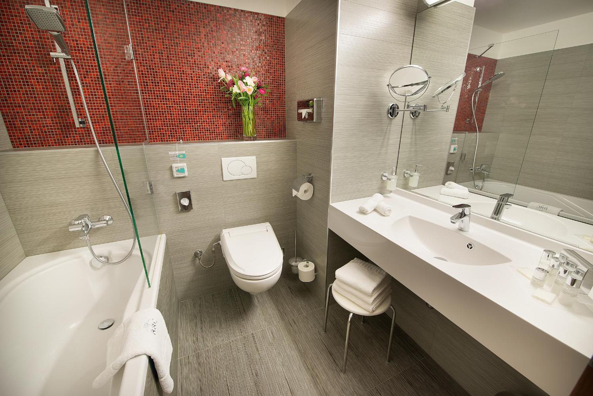 Wellness Hotel Diamant Hluboká nad Vltavou Eksteriør billede