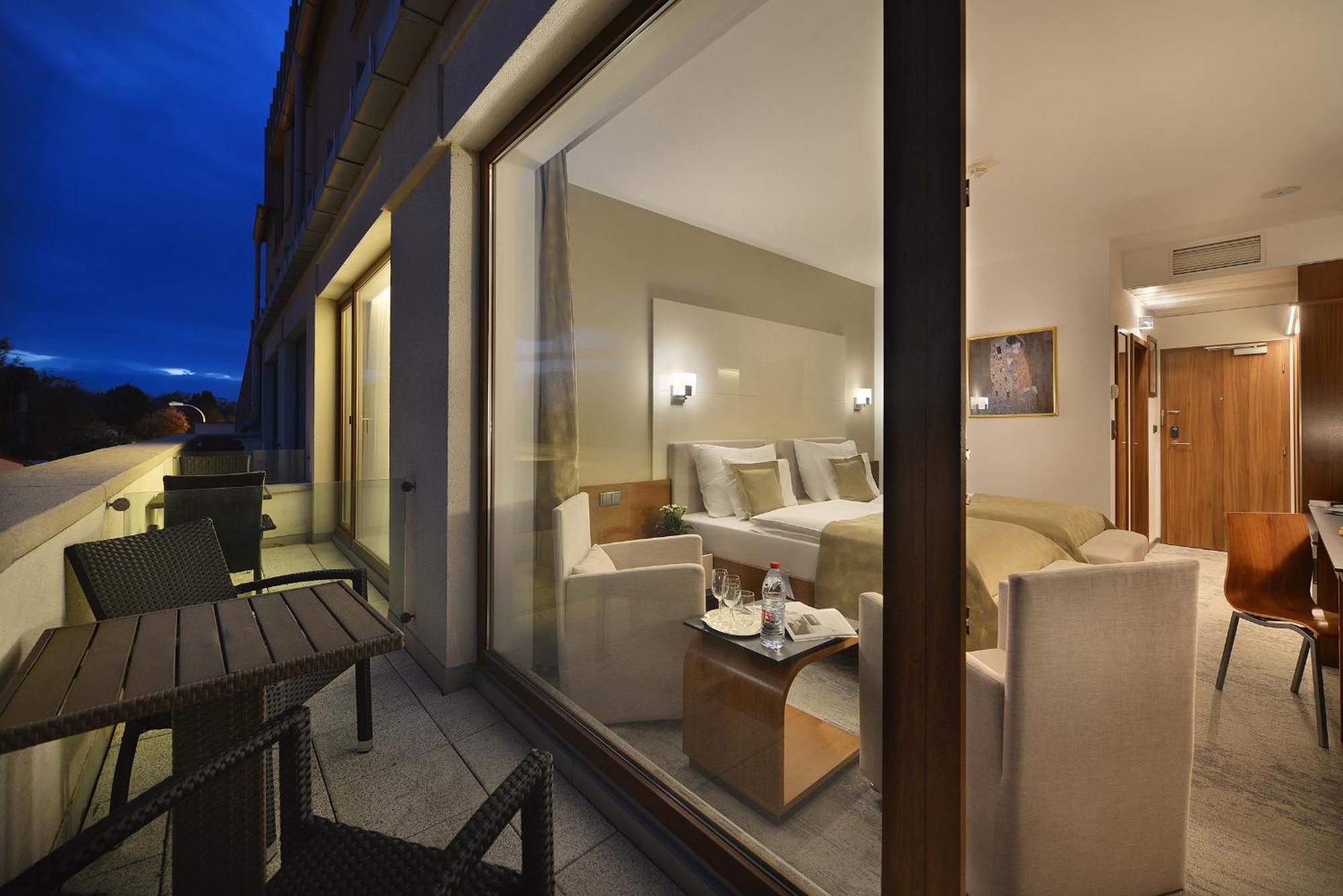 Wellness Hotel Diamant Hluboká nad Vltavou Eksteriør billede
