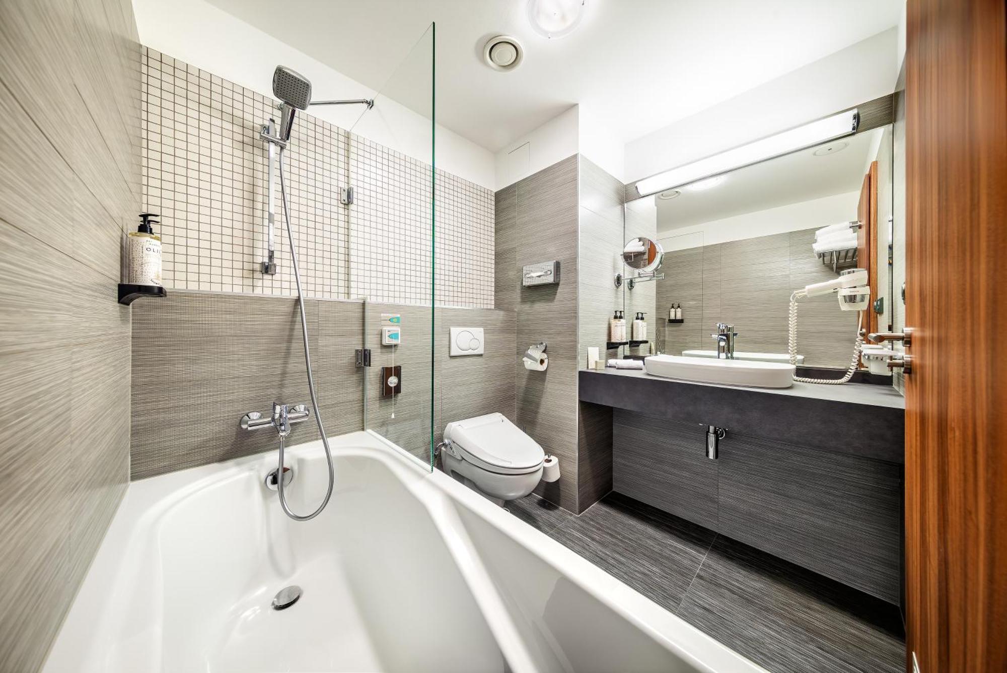 Wellness Hotel Diamant Hluboká nad Vltavou Eksteriør billede