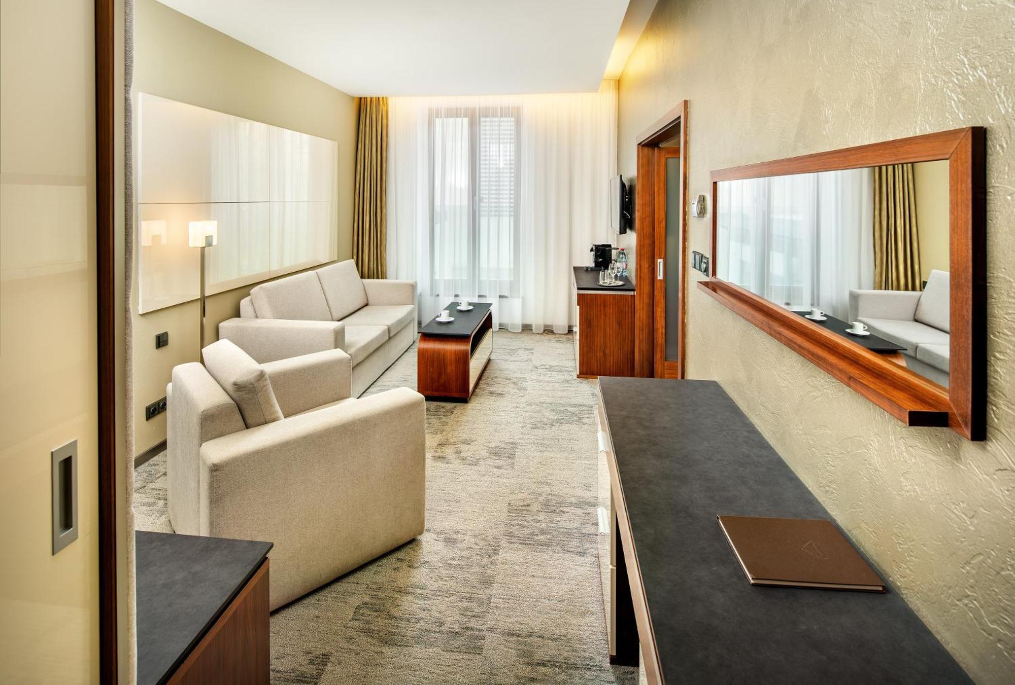 Wellness Hotel Diamant Hluboká nad Vltavou Eksteriør billede