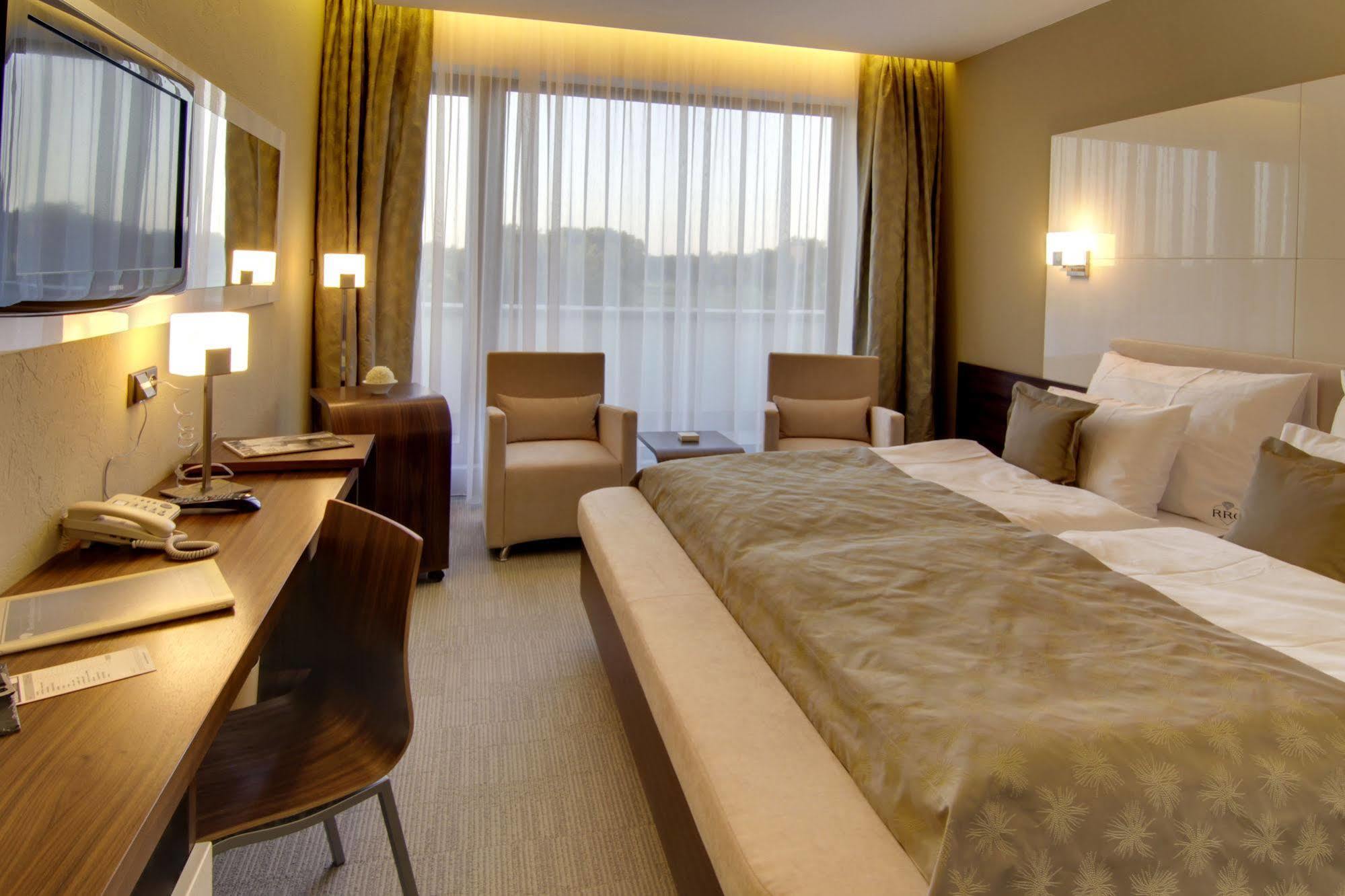 Wellness Hotel Diamant Hluboká nad Vltavou Eksteriør billede